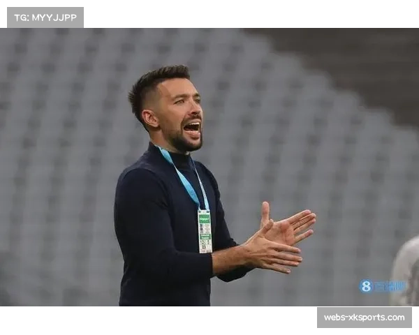 尼斯主帅海斯因暴力事件辞职，放弃遣散费离任