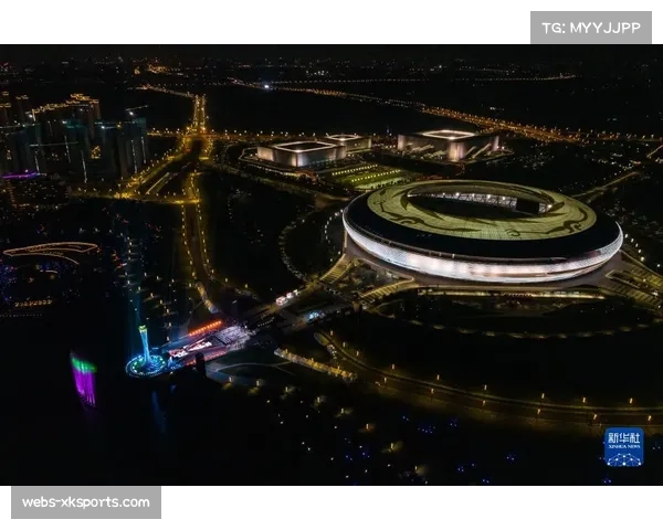 “应对夏季高温：各主场场馆的降温系统升级计划”